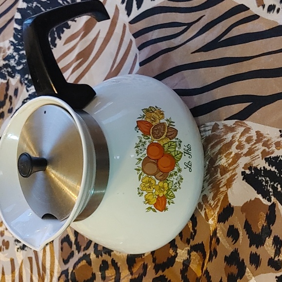 Corelle Spice O' Life Tea Pot - Picture 1 of 6